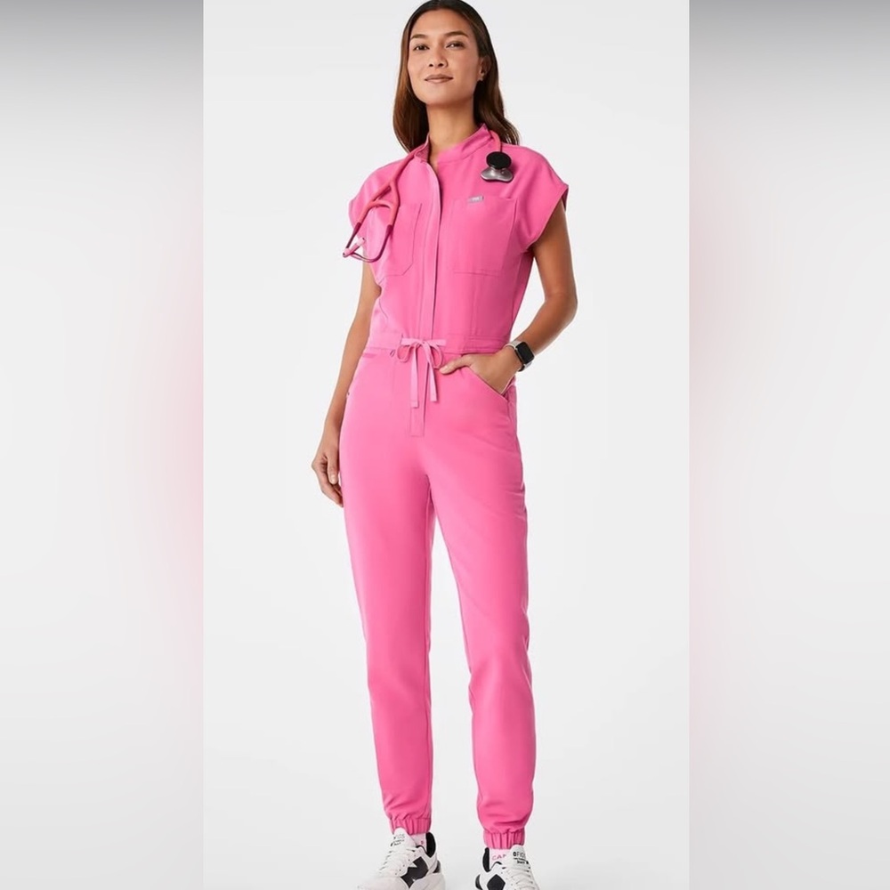 FIGS F’ING PINK JUMPSUIT 🩷 size small.